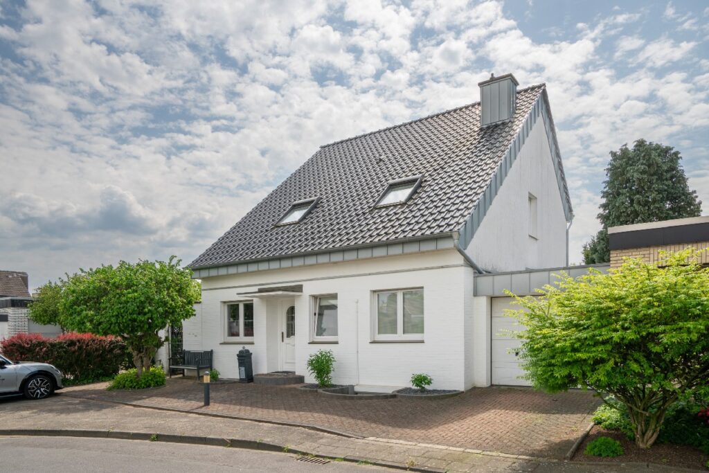 Straßenansicht